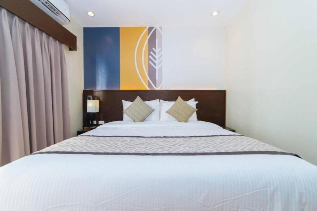 Whitewoods Convention And Leisure Hotel Silang Buitenkant foto